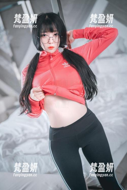 听说Aram(아람)的图集：奶油爱丽丝，看完后会想再来一碗，没人能顶得住这种诱惑！-梵盈妍