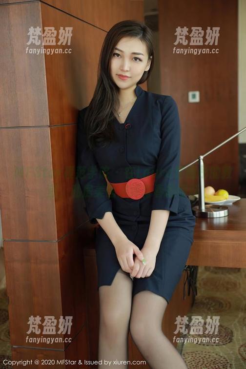 MFStar模范学院 - 在Laura苏雨彤的教室，私房美图演绎青春的暧昧-梵盈妍