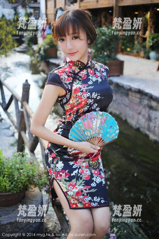 MyGirl美媛馆 - 专注与精彩：王馨瑶yanni浴室高清合集，别让水面反射分散了注意力！-梵盈妍
