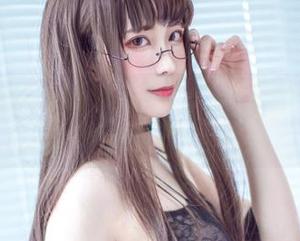 Sakiiii翎柒的高清暗黑护士，分享里充满了神秘与诱惑……
