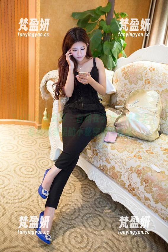 TuiGirl推女郎 - 白裙在于大小姐身上，私房图集里的小秘密悄悄绽放！-梵盈妍