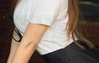 UGirls尤果网 - 李思宁，校园合集照片，这容易引发小心脏的节奏。