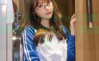 Xiuren秀人网 - Jennifer小若眼镜时代——看她如何把美图装入让人捧腹的图包里！