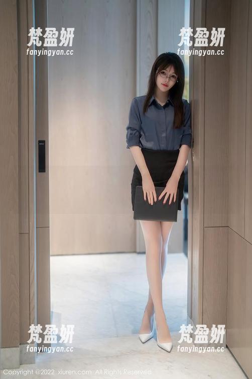 Xiuren秀人网 - tina_甜仔亮出自拍图包，资源让你目瞪口呆！-梵盈妍