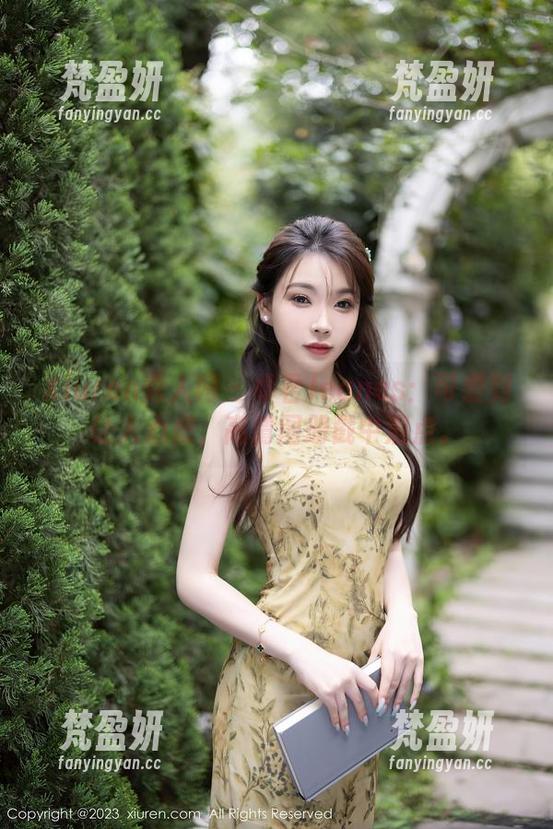 Xiuren秀人网 - 卓君Jeanes：可爱到让人心虚，高清图册戳中泪点。-梵盈妍