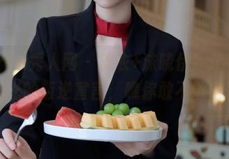 Xiuren秀人网 - 皮衣+沫晓伊baby=无圣光的叛逆宣言，瞧你敢不敢信。