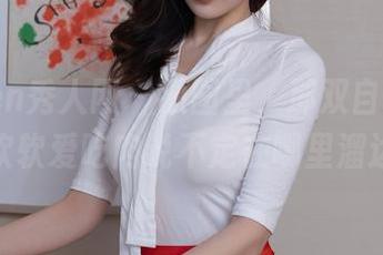 Xiuren秀人网 - 原图里，那双自然的裸足…软软爱吃肉说不定在哪里溜达呢？
