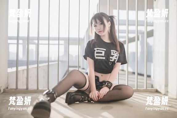 信不信我夏天穿皮衣?Yoko宅夏最新写真打破常规-梵盈妍 信不信我夏天穿皮衣?Yoko宅夏最新写真打破常规-梵盈妍