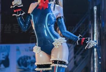 玛丽萝丝写真之旅：izumi泉桃子如何让日常变戏剧？