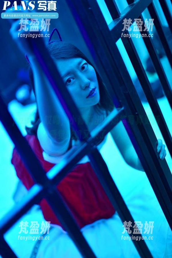 pans - 哎呦，小青新出的短裤写真更新，感觉恍如又换了个人！-梵盈妍
