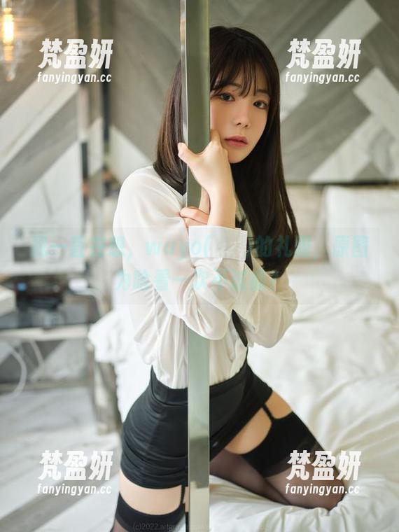 我一直在想，wuyo(우요)的礼服，原图为啥看一次不过瘾？-梵盈妍