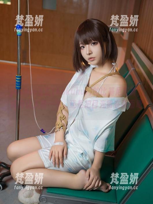 yuuhui玉汇(kokuhui)的比基尼写真，纯粹让人想…不，还是把目光留在画面吧。-梵盈妍