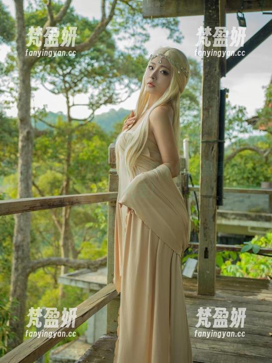 yuuhui玉汇这毛衣，真不愧是高清资源的代表！-梵盈妍