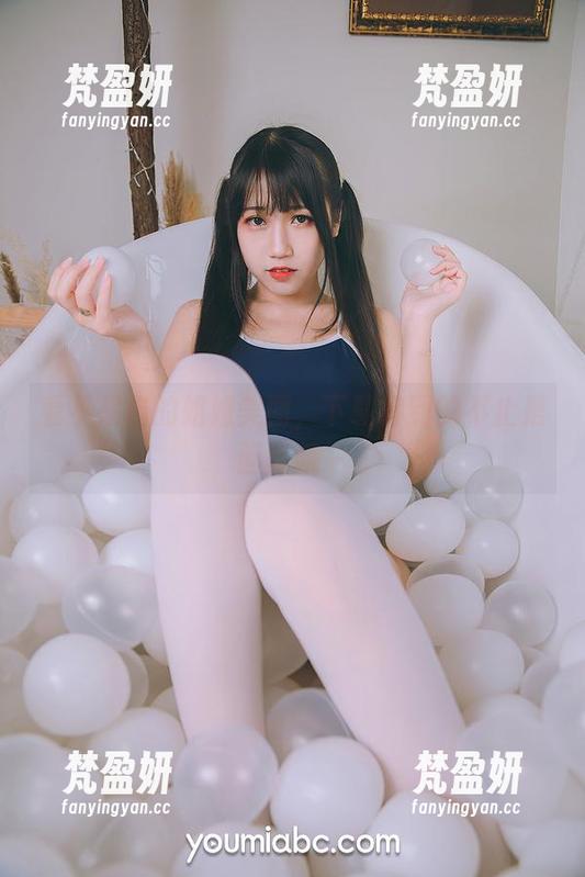 看不呆猫的姐姐美图，下载得到的不止是画面哦～-梵盈妍