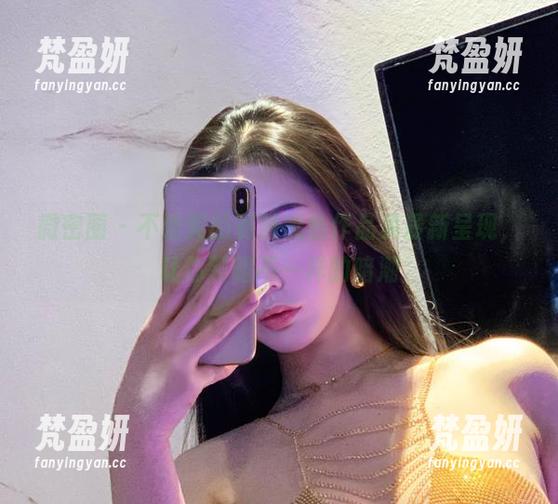 微密圈 - 不爱笑的赛琳黑色作品集最新呈现，让你领略不一样的暗潮-梵盈妍