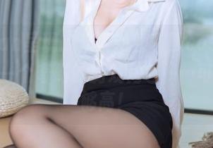 九曲Jean呈现的光荣新春和服cos，让我想到了一个奇幻的游戏角色……可惜我不够高！
