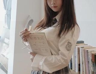 依依超级懒绑带内衣图包，下载前提醒：后果自负哦！
