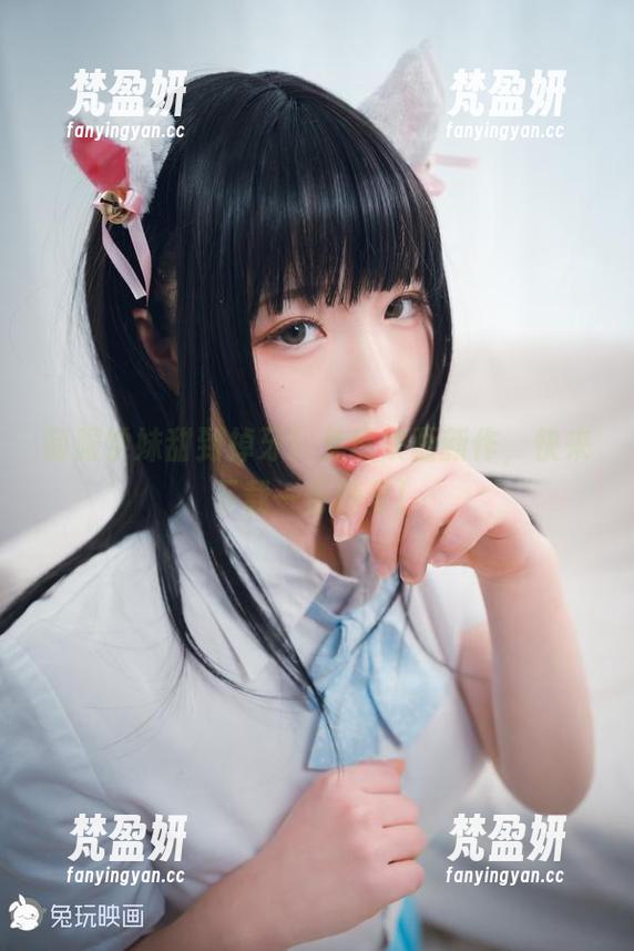 制服学妹甜到掉牙！兔玩映画新作，快来下载一份糖分！-梵盈妍