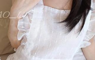 发条少女yoki的女仆写真，连咖啡都是通过“功能”来的。