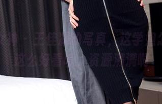 头条女神 - 王佳凝的写真，这学姐怎么就这么好看呢，资源满满啊