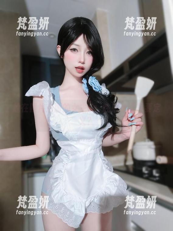 躲在照片后面的女主K：性感是否需要定义？-梵盈妍