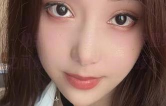微密圈 - 奶雯最新写真，和那条墨绿内裤之间似乎有种微妙的连接？