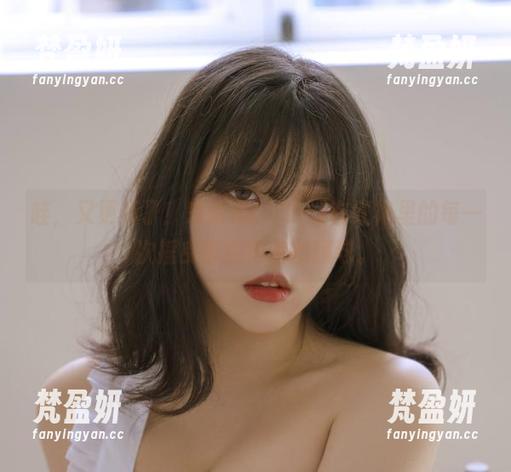 哇，又更新了！宋哈娜(송하나)在红裙里的每一次摇曳都值得我的眼球。-梵盈妍