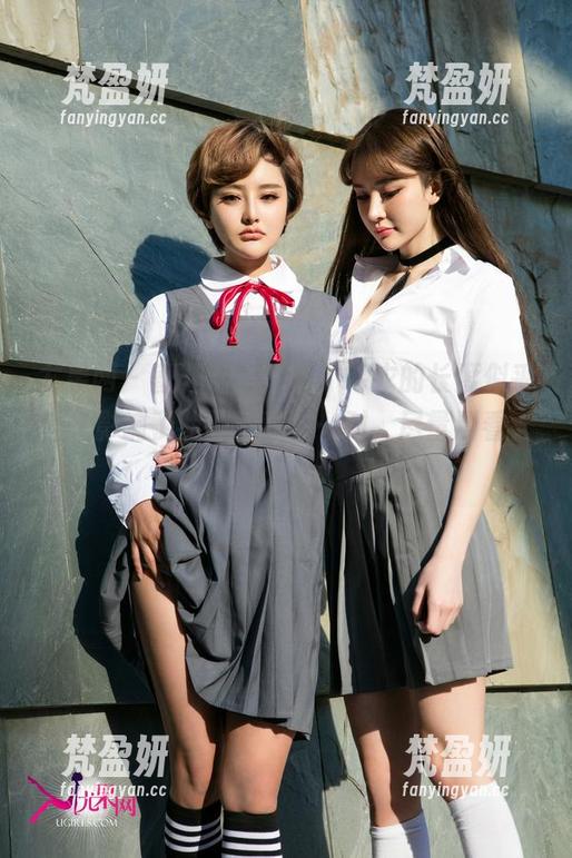 尤果网 - 蜜儿这套写真，毛衣的长度似乎直接影响了我的注意力…对，尽量别看太久！-梵盈妍
