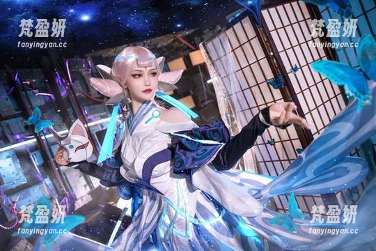 这组私房睡衣照，看得我有点脸红——戚顾儿果然懂我！-梵盈妍