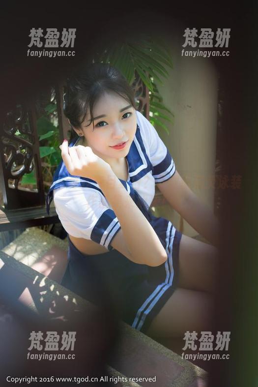 推女神 - 寻找夺目夏日？下载张美荧泳装作品集来解决！-梵盈妍