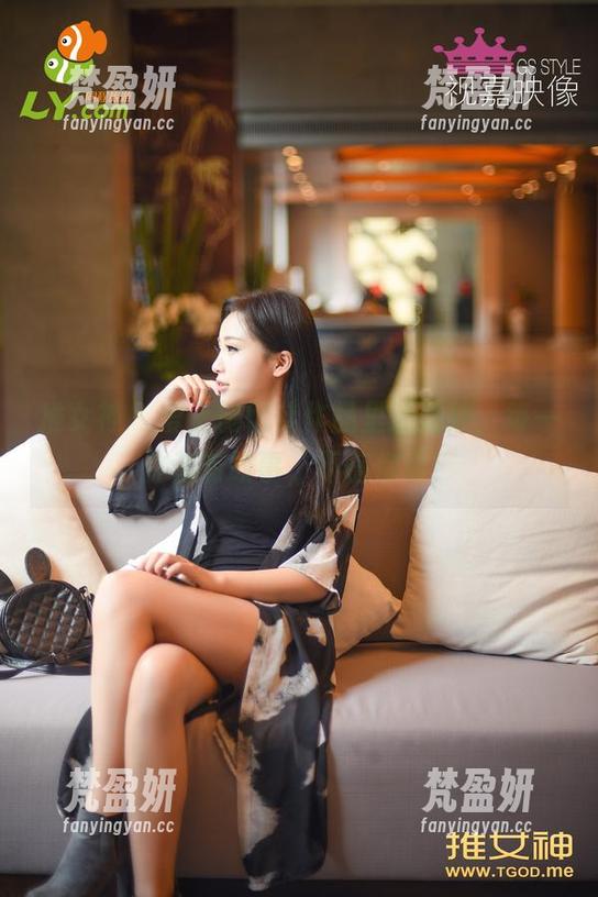 推女神 - 爱上施忆佳作品里的婚纱，每一件都有故事，不信你看！-梵盈妍