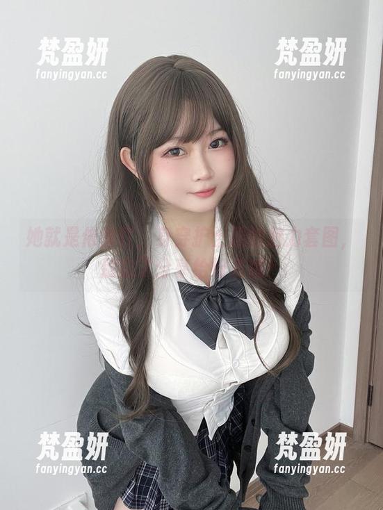 她就是依酱吖,身穿护士服的魅力套图,别忘了分享给好友哦!-梵盈妍 她就是依酱吖,身穿护士服的魅力套图,别忘了分享给好友哦!-梵盈妍