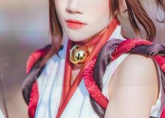 说实话，桜桃喵这盛夏制服的最新cos我…好想试？？！