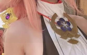 福利图集：桜满三时的吊带秀，别以为光看会没事哦！
