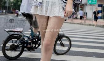 梦丝女神 - 美腿在线，玥玥带你近距离欣赏。