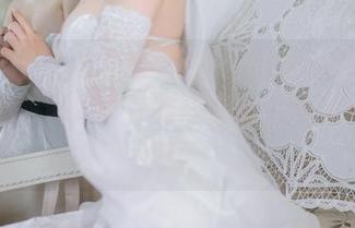 最新图库直击：樱落Selena的吾妻旗袍，仿佛时间定格在我还没搬上来建筑的时刻。