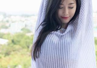 爱蜜社 - 瑞妤的私房网袜，看起来像是刚从时光机里穿出来的！
