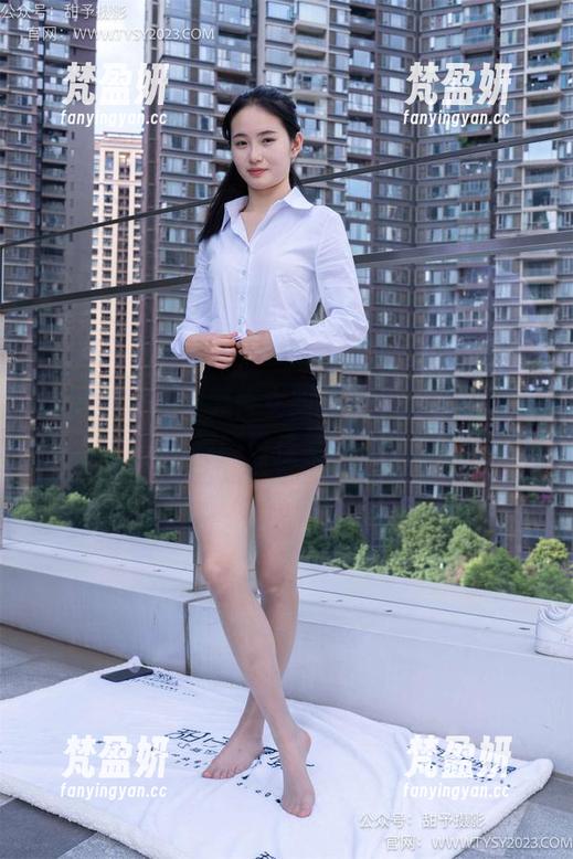 甜予摄影 - 璇璇修女服图集，挑战传统审美的最佳案例。-梵盈妍