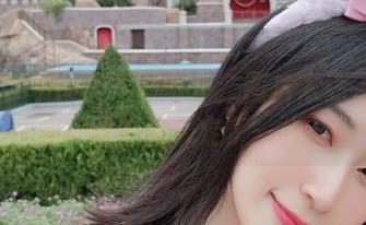 白银81出品的定制女仆，图片太迷了，像是把人心都带走了一样。