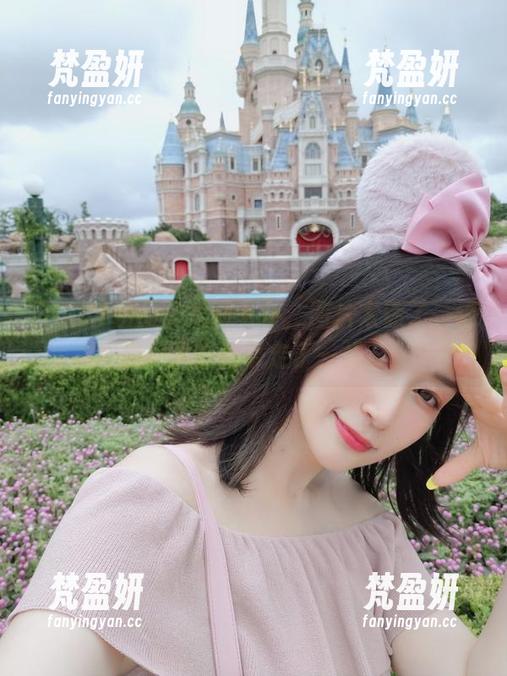 白银81出品的定制女仆，图片太迷了，像是把人心都带走了一样。-梵盈妍