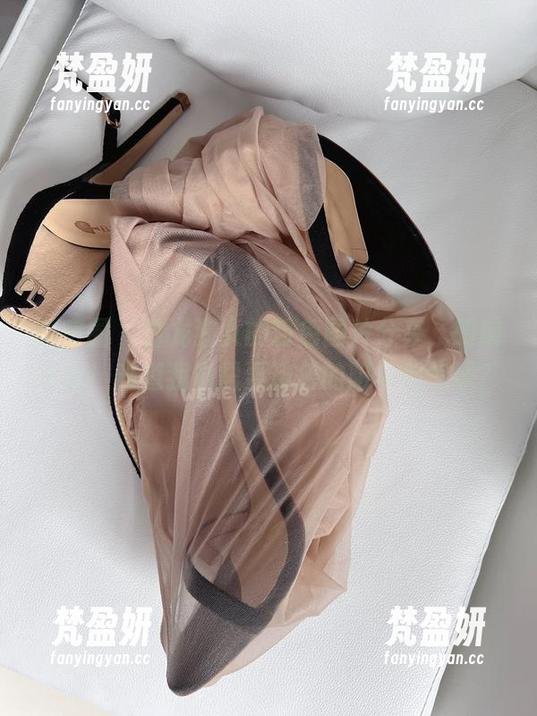 微密圈 - 白龙猫女的粉色图片分享，眼前一亮！难道我也需要粉色的阳伞和气球？-梵盈妍