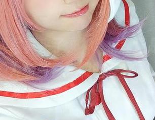 最新校园写真来了，神沢永莉还是那个让人想多看一眼的存在。