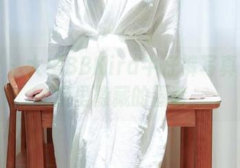 秀人网 - 大橘BBKira牛仔裤写真集：高清里隐藏的圈套
