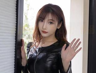 秀人网 - 小逗逗的粉色泡泡：作品集里的冒险与奇葩