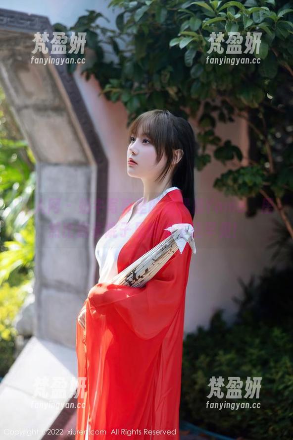 秀人网 - 奶牛写真里的杨晨晨Yome，居然比我家院子里的奶牛还罕见！-梵盈妍