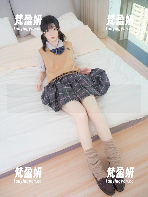 紧急企划 - 一只喵喵梓红色JK图册,怎么又怪怪的好看呢?-梵盈妍 紧急企划 - 一只喵喵梓红色JK图册,怎么又怪怪的好看呢?-梵盈妍