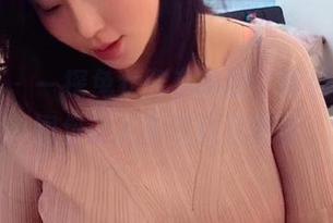 微密圈 - 一探兔女郎私房剧，紫色哒豚豚图包让人不敢轻易放手