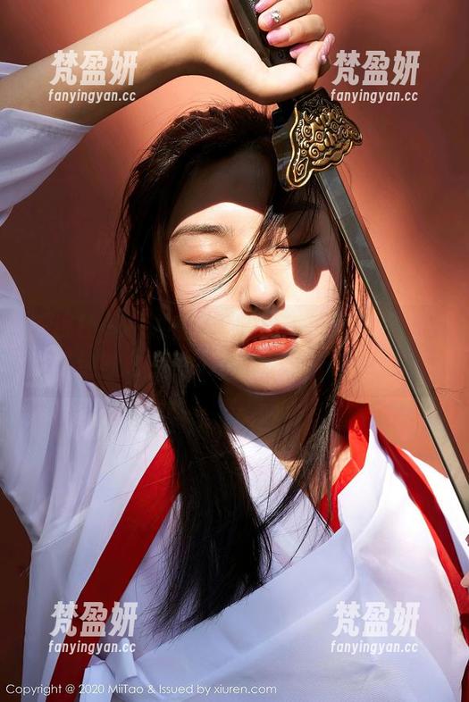 蜜桃社 - 一边看韩贝贝的双马尾图片，一边默念：我才不想学习，真香！-梵盈妍
