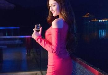 青豆客 - Ann尤美的免费粉色美图，直击你的审美盲区！