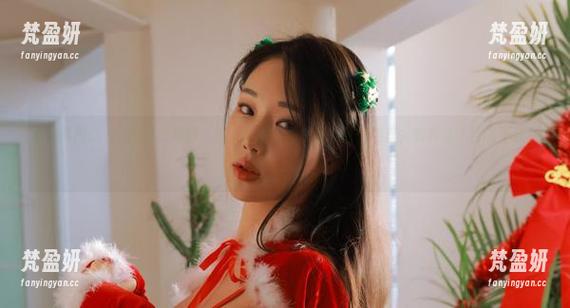 看完韩国CoCo的少女写真，我只想说，图片里的那份纯真，有种让人百看不厌的魔力。-梵盈妍